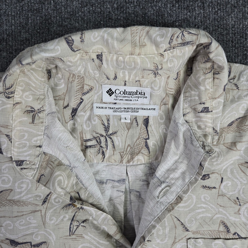 Columbia Mens Hawaiian 100% Cotton Large Short Sleeve Shirt Beige Cool Sharks - Picture 2 of 12